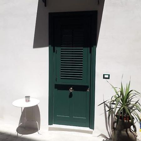 Oneto Apartment Palermo Eksteriør billede